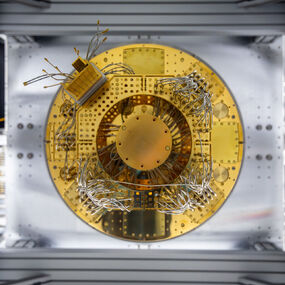 VLQ Quantum Computer