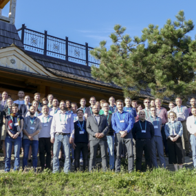 Účastníci konference HPCSE 2022 na společné fotografii